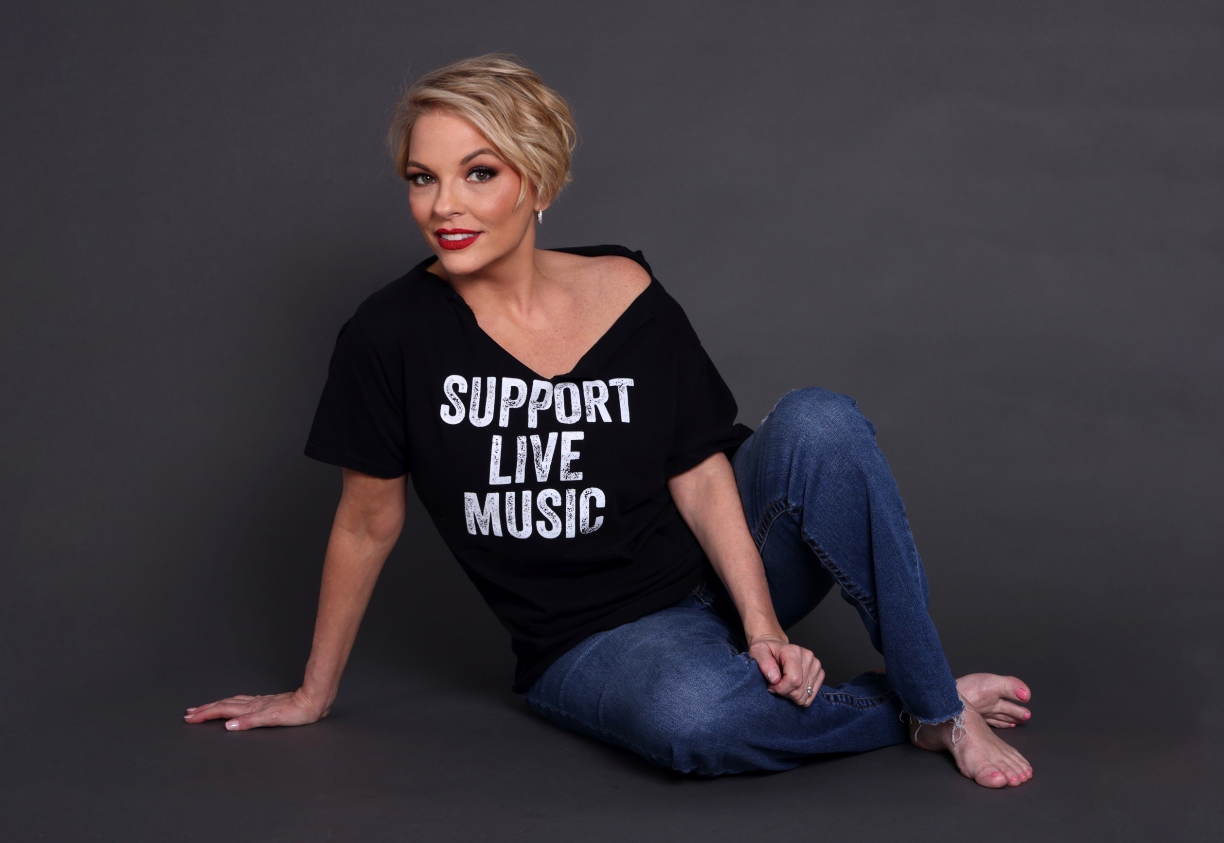 Anne Steele: This One's for the Girls