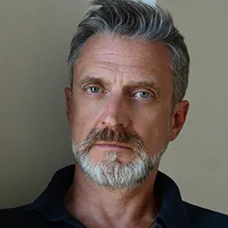 Raúl Esparza