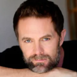 Garret Dillahunt